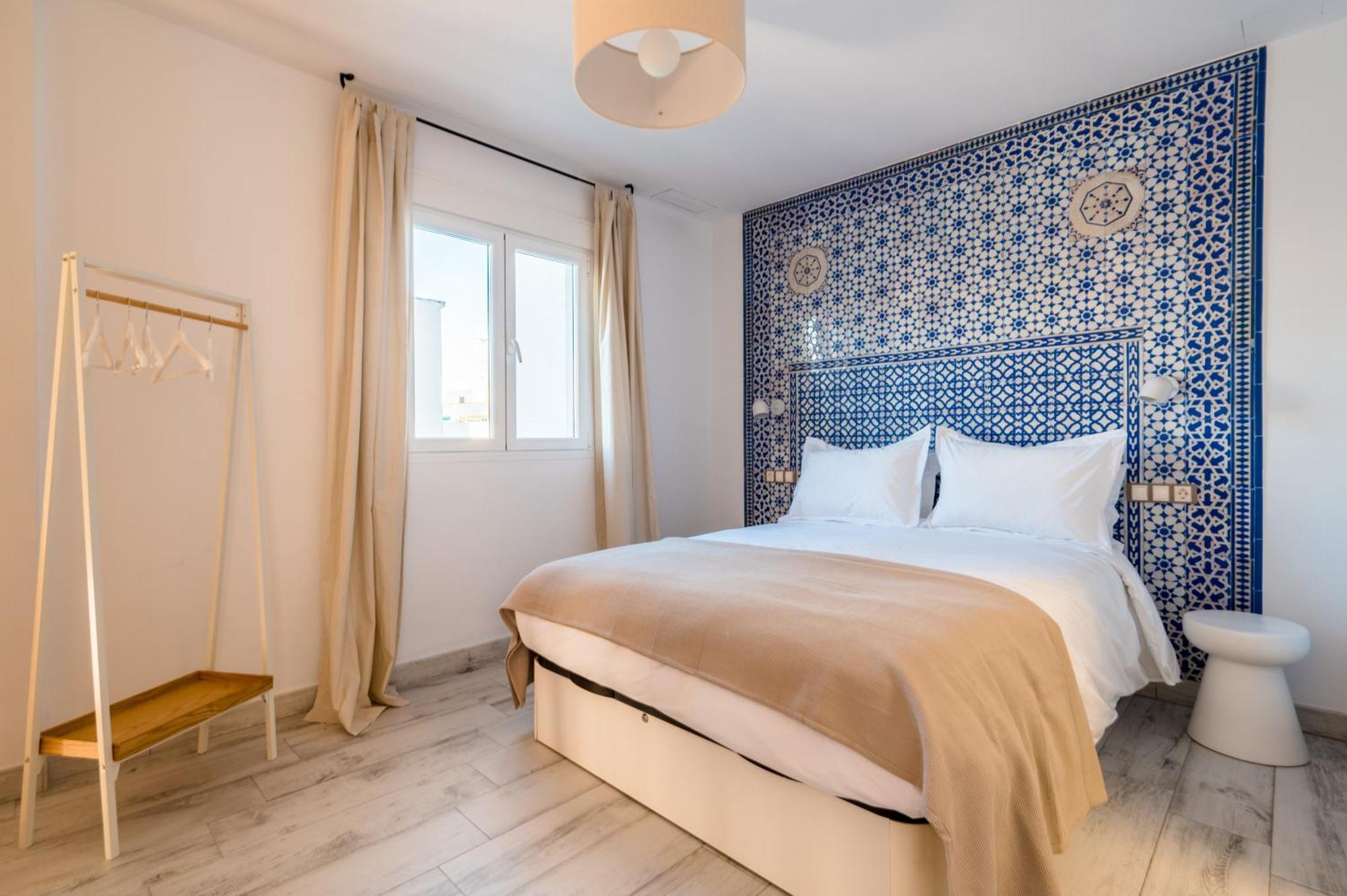 Apartamentos "El Escondite De Triana" Севиля Екстериор снимка