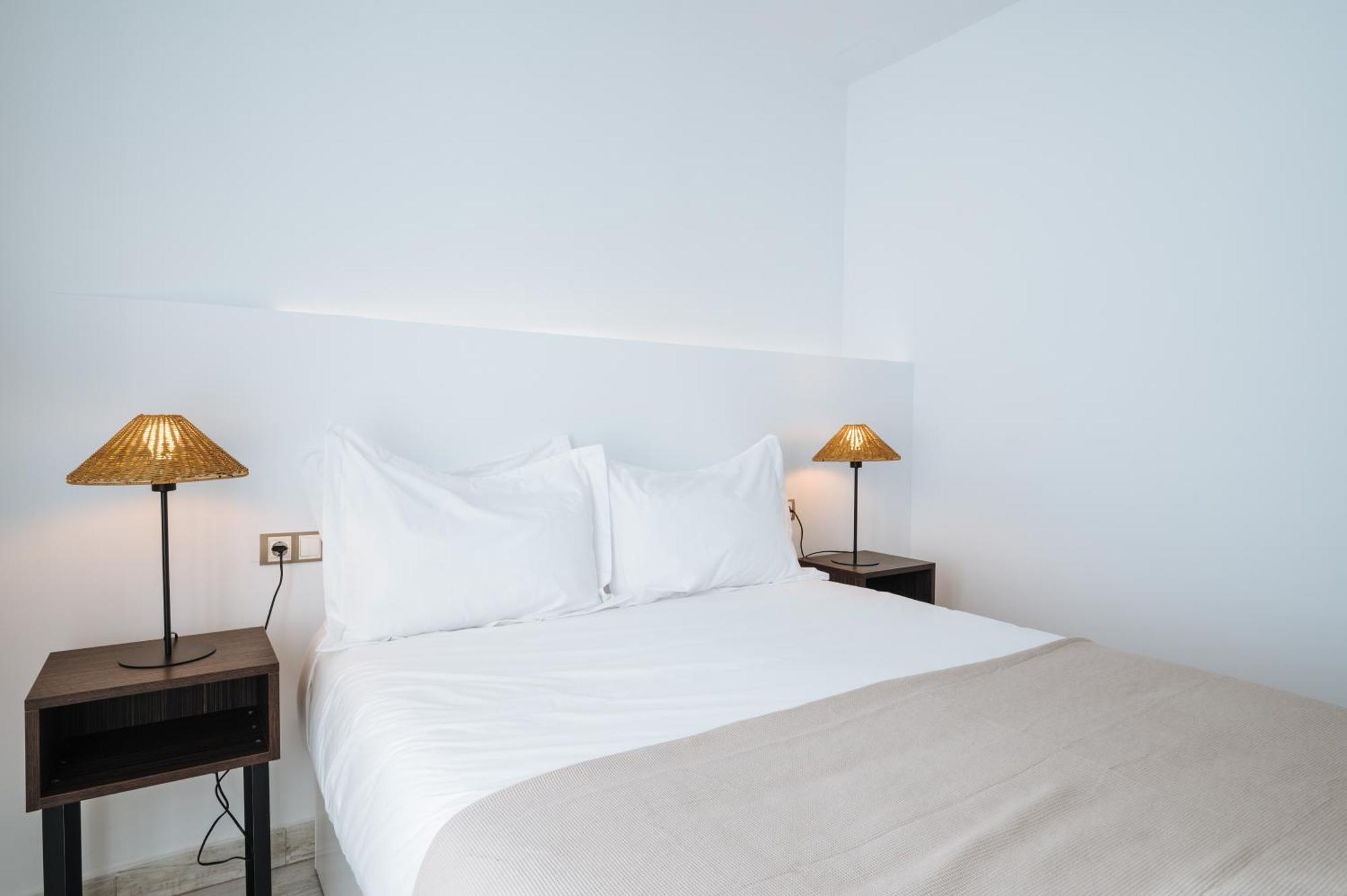 Apartamentos "El Escondite De Triana" Севиля Екстериор снимка