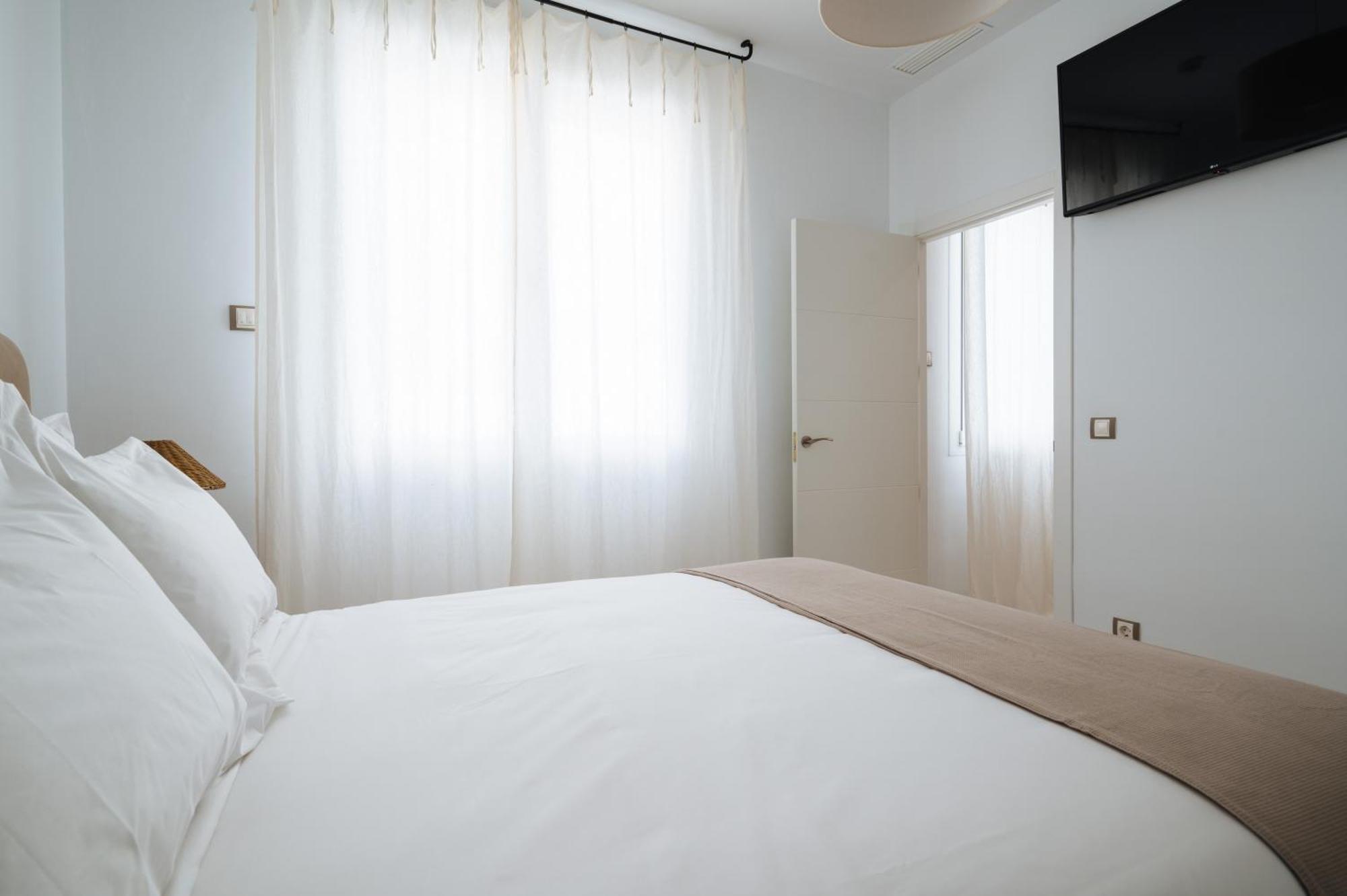 Apartamentos "El Escondite De Triana" Севиля Екстериор снимка